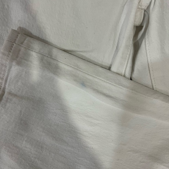 White Levi Ribcage size 25 - Picture 4 of 4